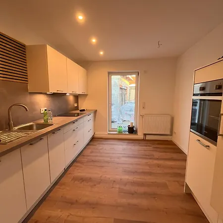 Monteur-haus Veilchen Pankow, Franzoesisch-buchholz Apartment Berlin