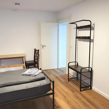 Monteur-haus Veilchen Pankow, Franzoesisch-buchholz *