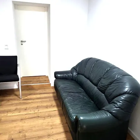 Monteur-haus Veilchen Pankow, Franzoesisch-buchholz Berlijn